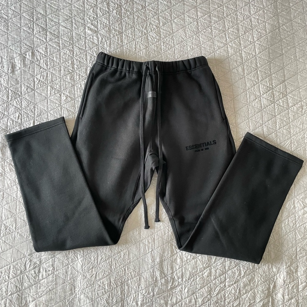 Fear of God Essentials Relaxed Sweatpants | Black | Men’s Medium